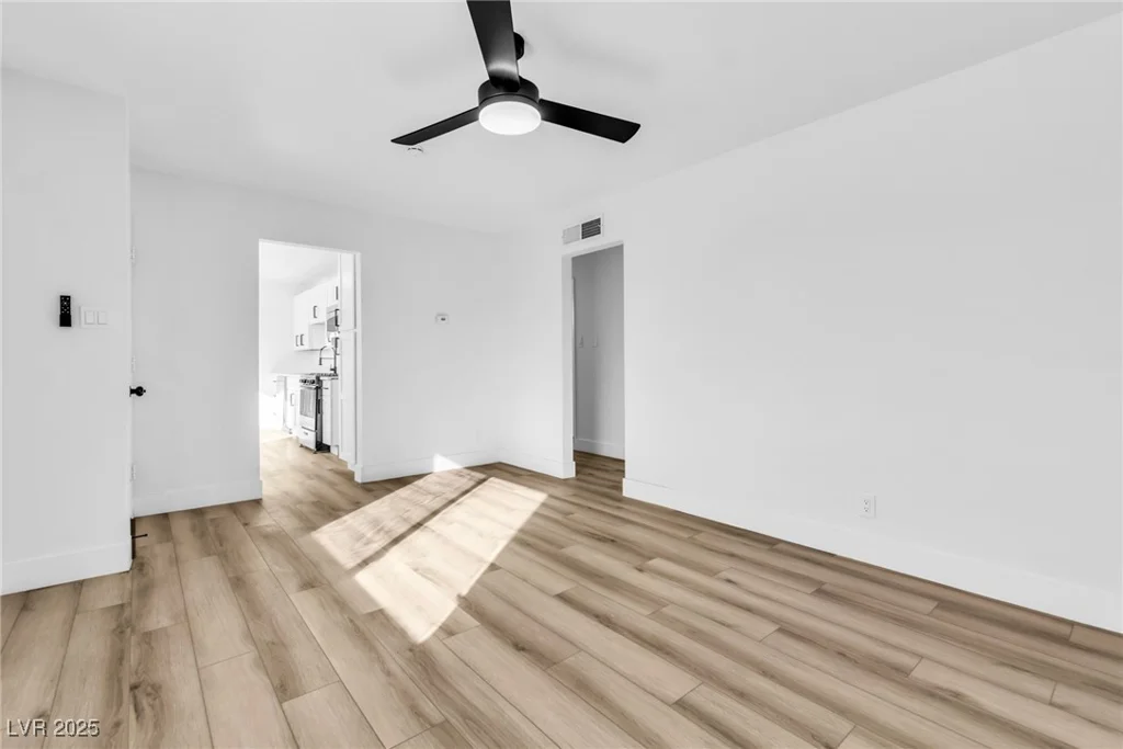 1940 Walker, Las Vegas, NV 89106