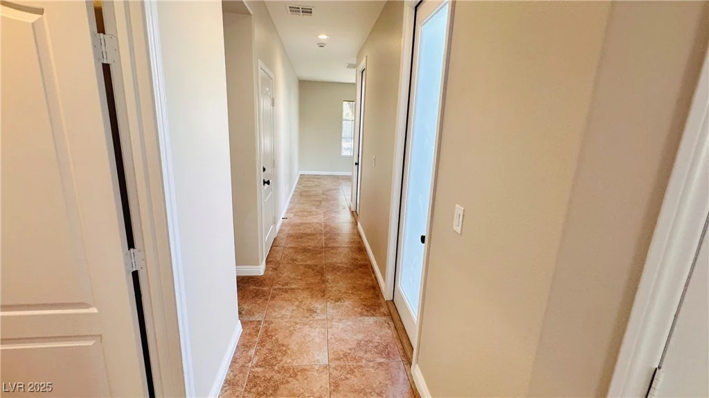 8216 Chimney Bluffs, North Las Vegas, NV 89085