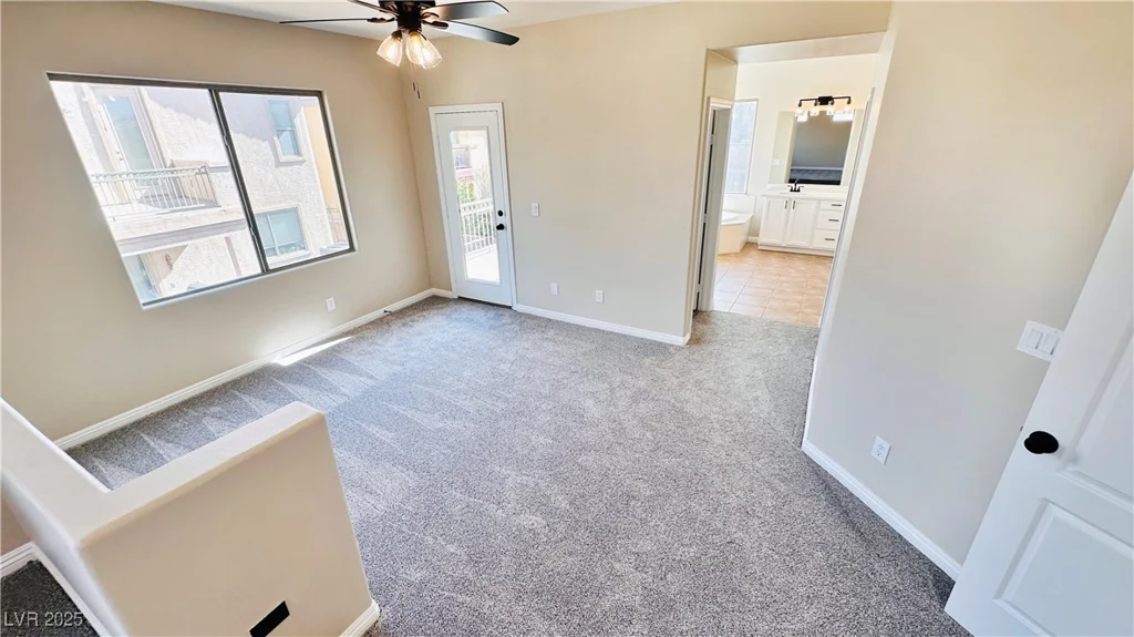 8216 Chimney Bluffs, North Las Vegas, NV 89085