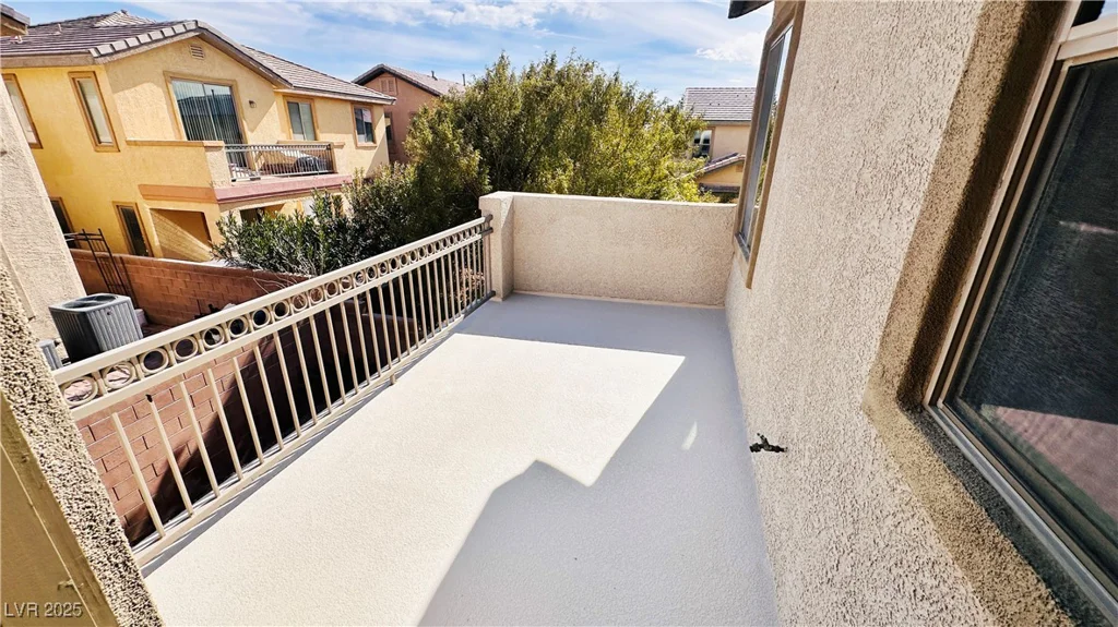 8216 Chimney Bluffs, North Las Vegas, NV 89085