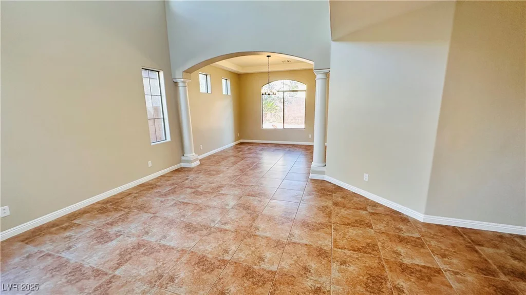 8216 Chimney Bluffs, North Las Vegas, NV 89085