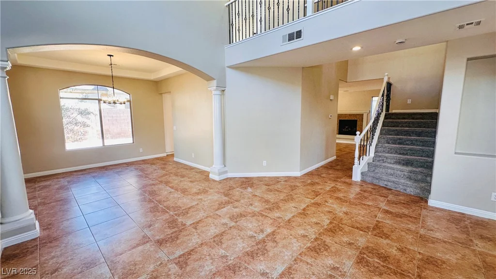 8216 Chimney Bluffs, North Las Vegas, NV 89085