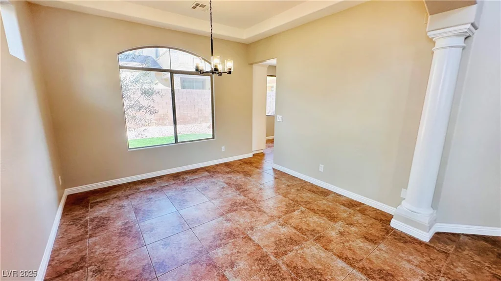 8216 Chimney Bluffs, North Las Vegas, NV 89085