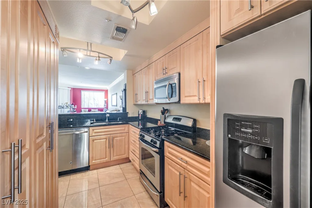 210 Flamingo, Las Vegas, NV 89169
