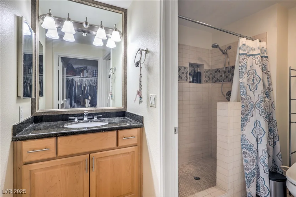 210 Flamingo, Las Vegas, NV 89169