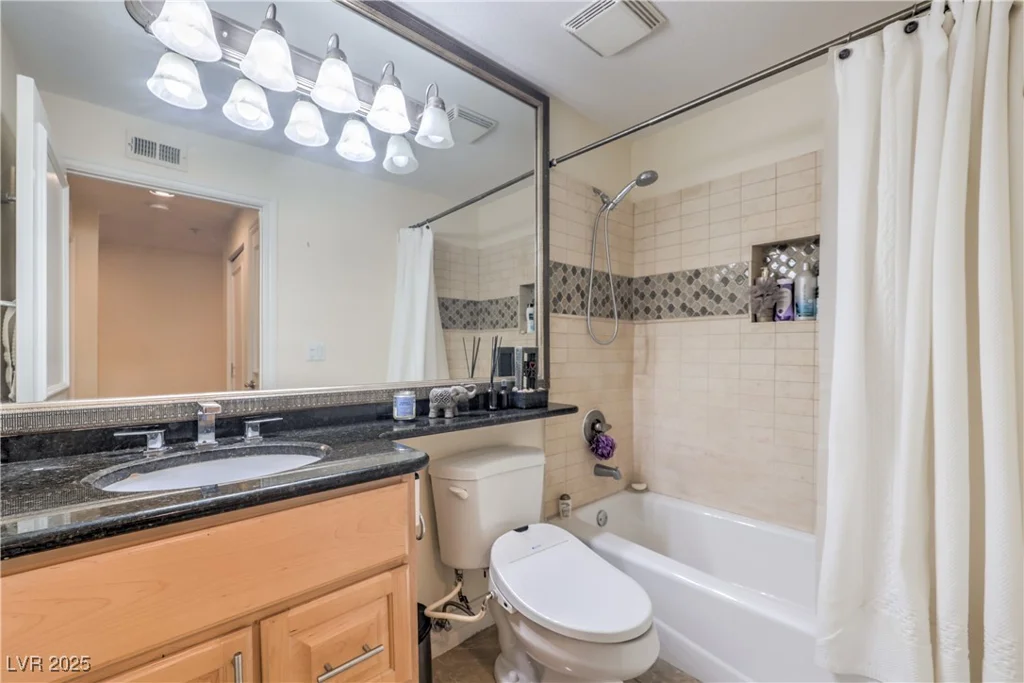 210 Flamingo, Las Vegas, NV 89169