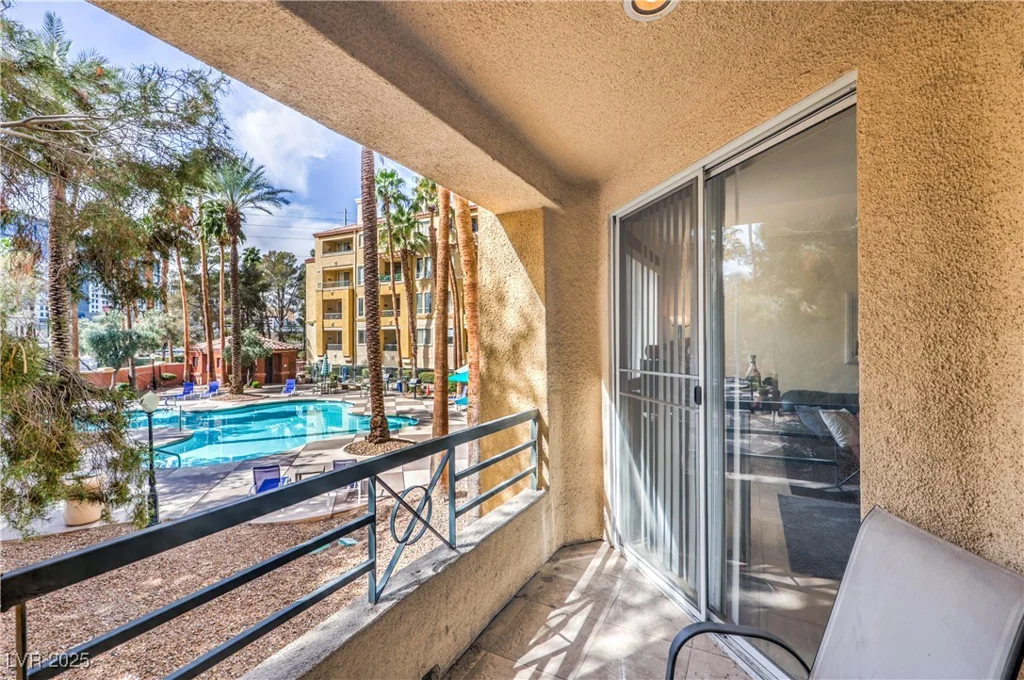 210 Flamingo, Las Vegas, NV 89169
