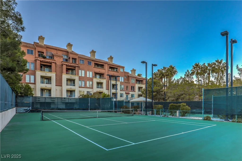 210 Flamingo, Las Vegas, NV 89169