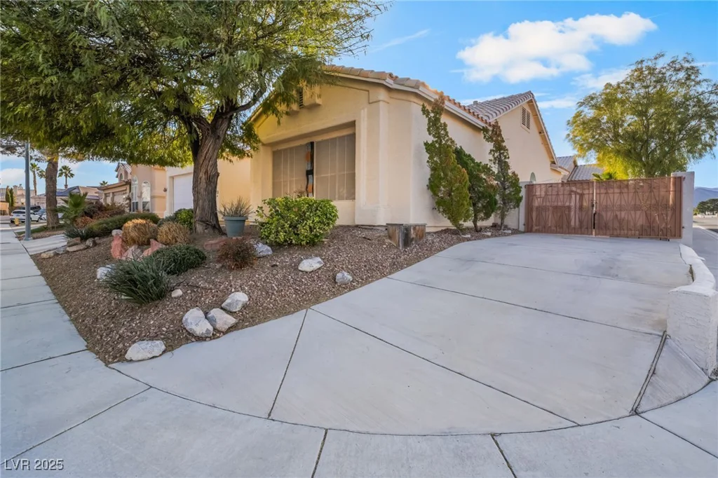 4033 Bliss Canyon, Las Vegas, NV 89129