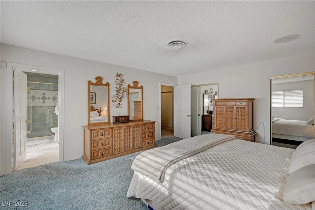 208 Stonewood, Las Vegas, NV 89107