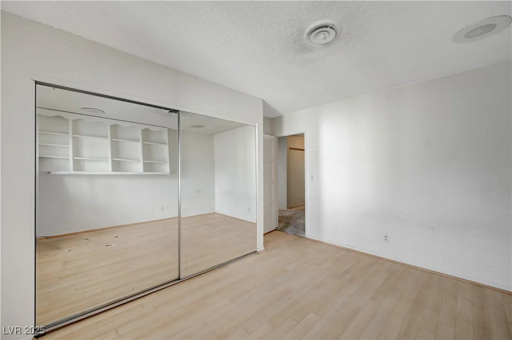 208 Stonewood, Las Vegas, NV 89107