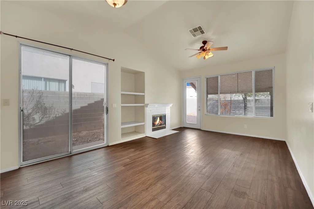 7608 Sierra Paseo, Las Vegas, NV 89128