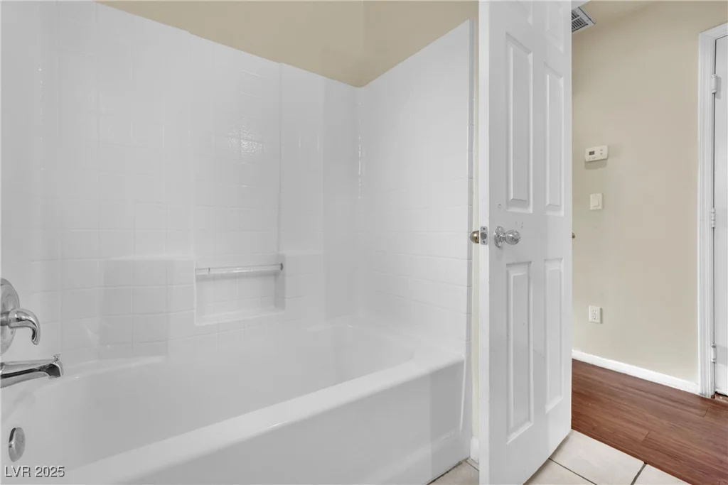 7608 Sierra Paseo, Las Vegas, NV 89128