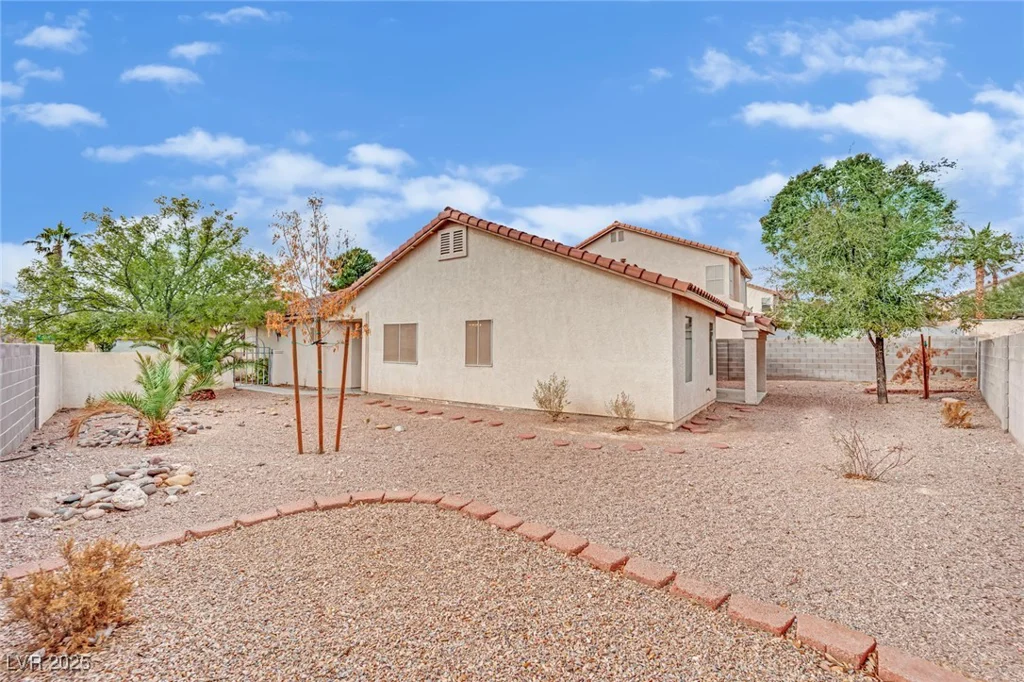 7608 Sierra Paseo, Las Vegas, NV 89128