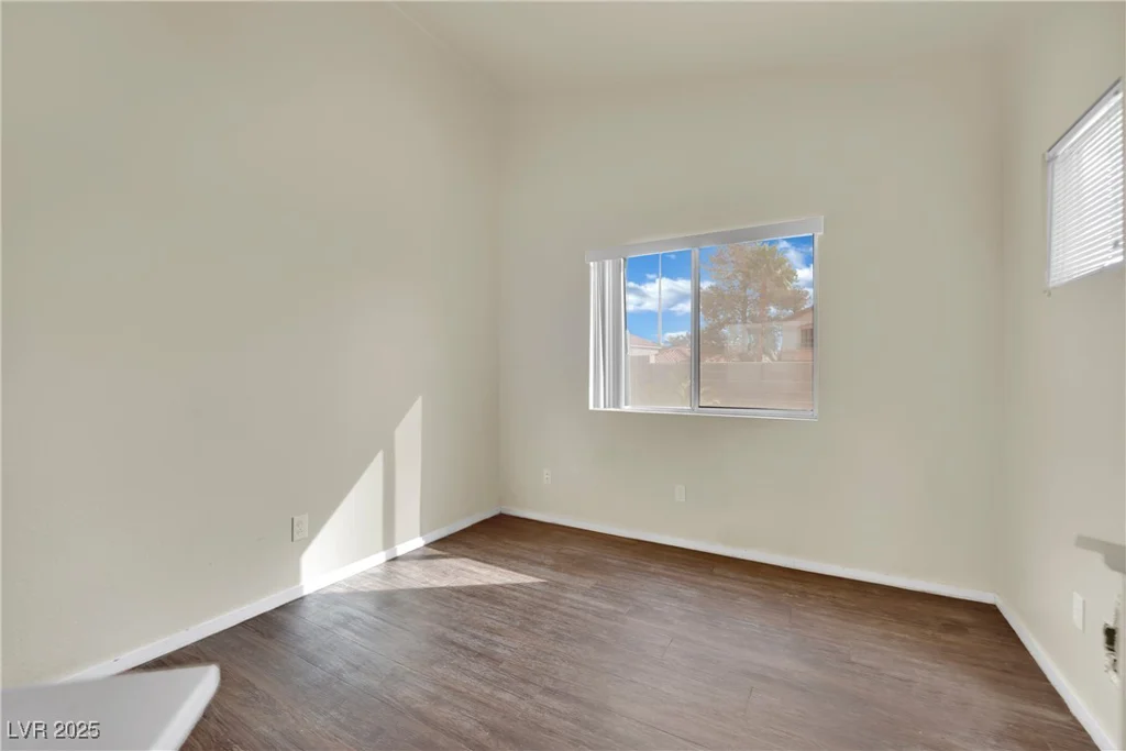 7608 Sierra Paseo, Las Vegas, NV 89128
