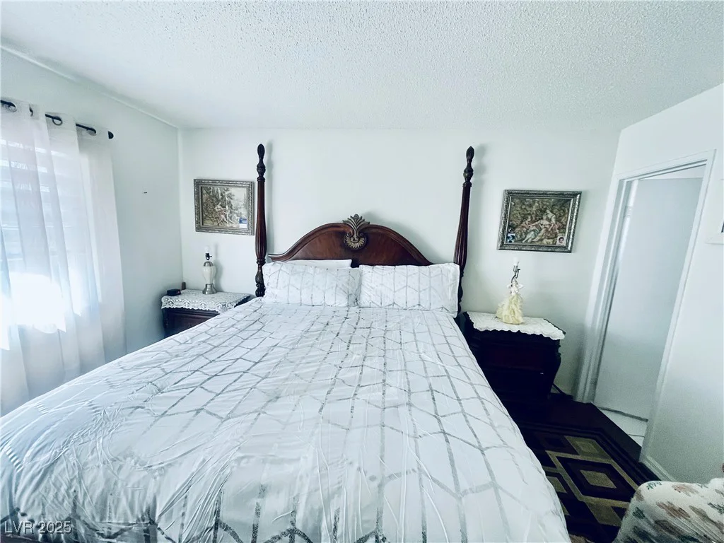 3856 Commanche, Las Vegas, NV 89121