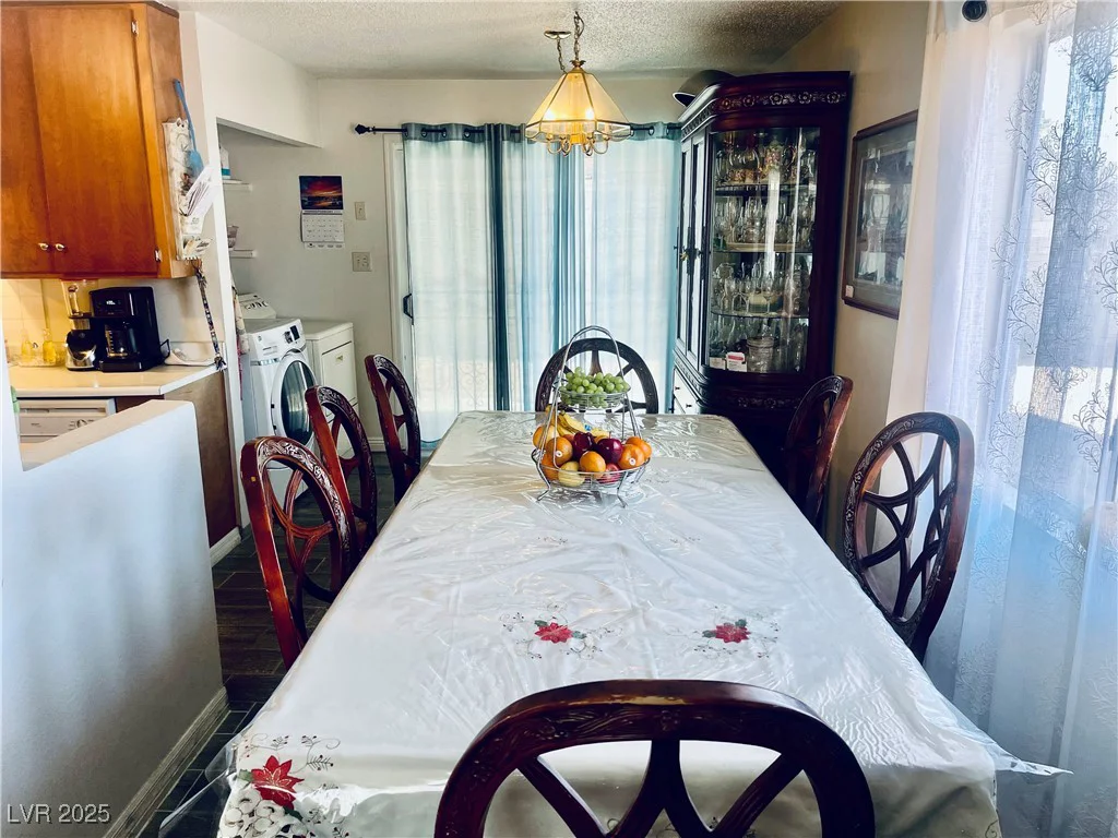 3856 Commanche, Las Vegas, NV 89121
