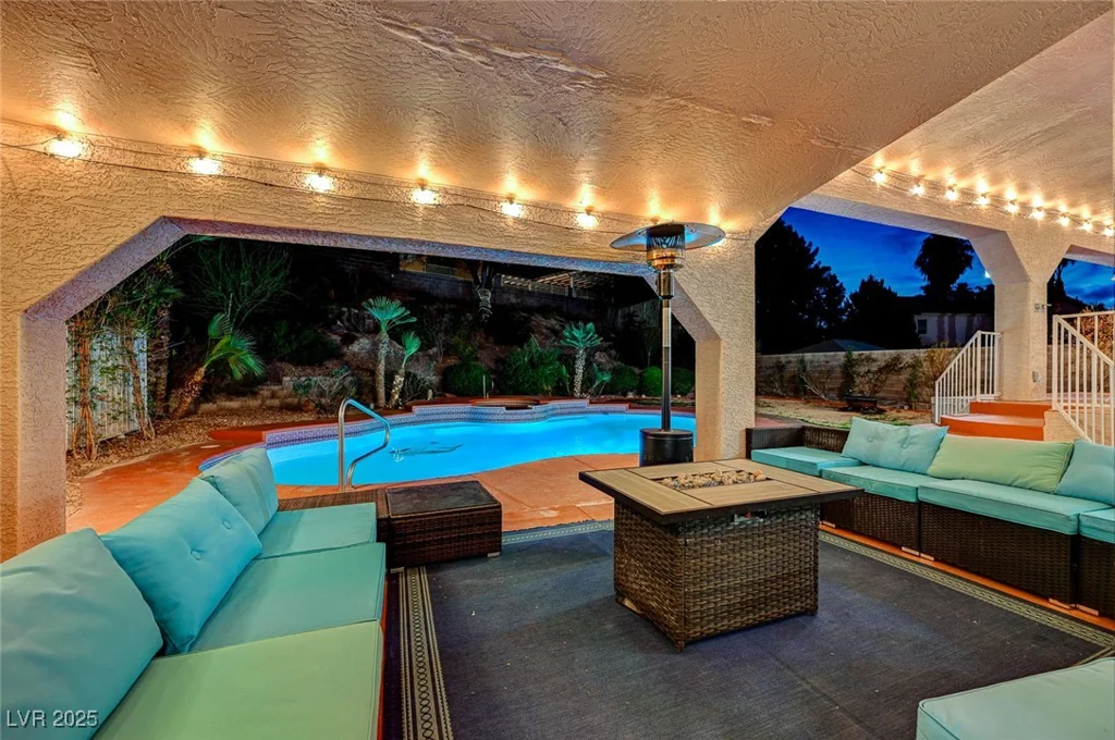 2813 Via Avanti, Henderson, NV 89074