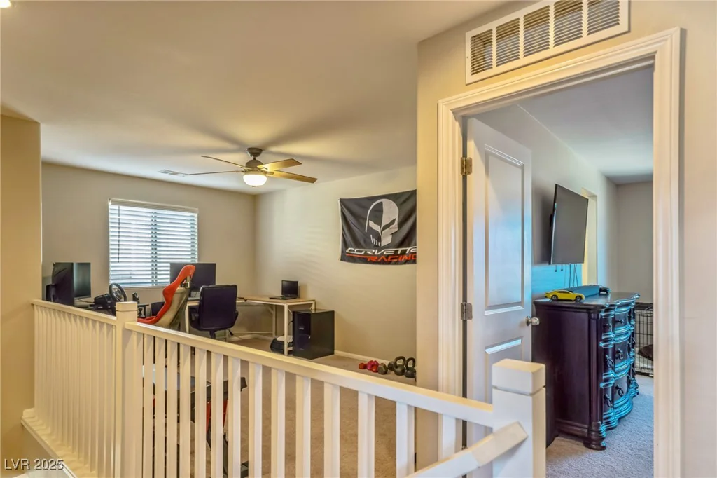 5628 Ridgeland, North Las Vegas, NV 89031
