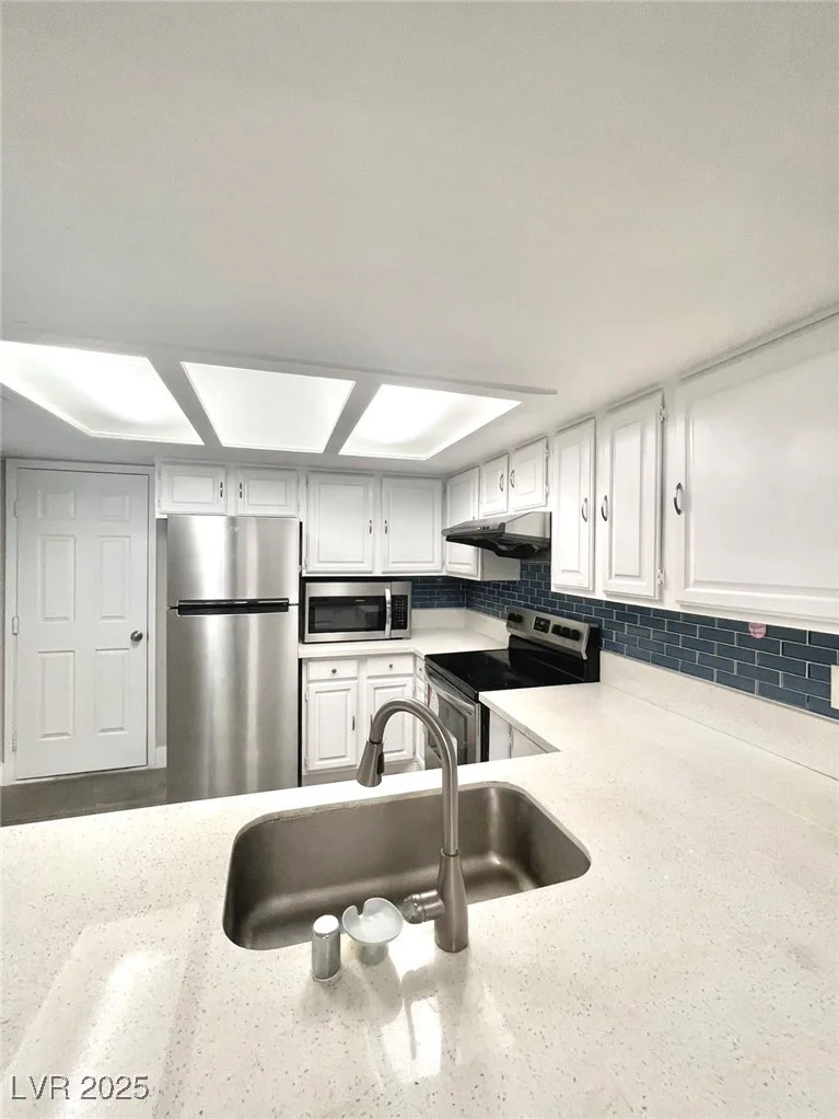 6250 Flamingo, Las Vegas, NV 89103