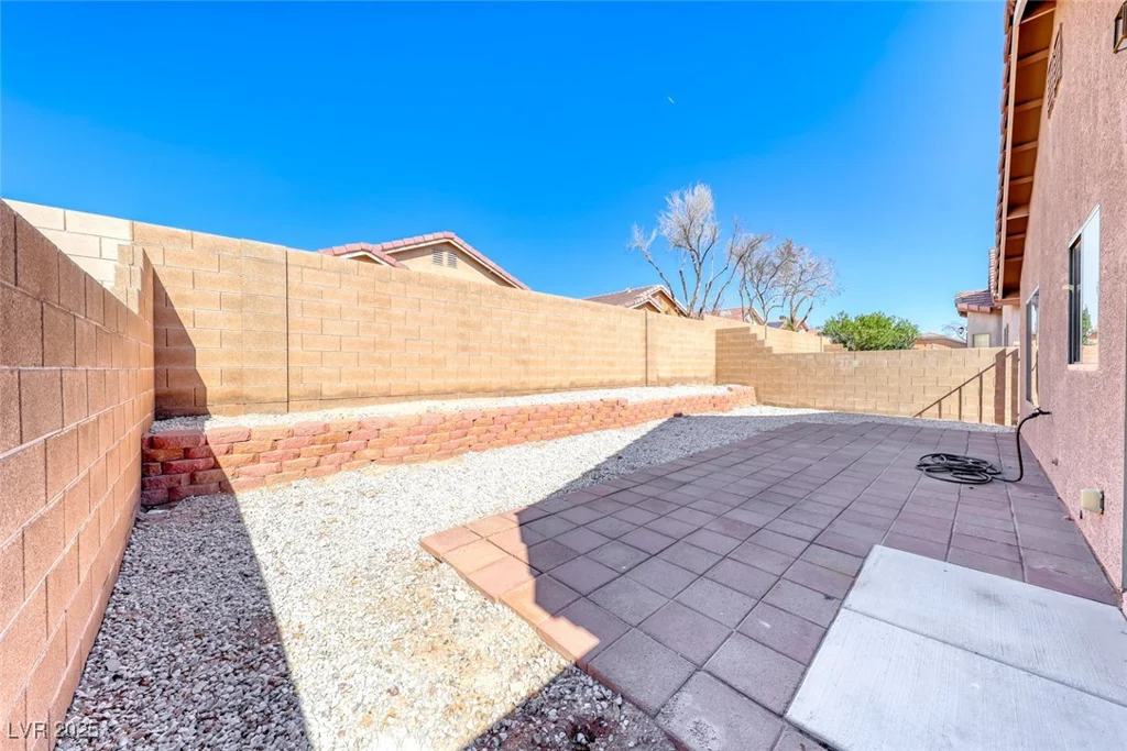 6552 Coldwater Bay, Las Vegas, NV 89122