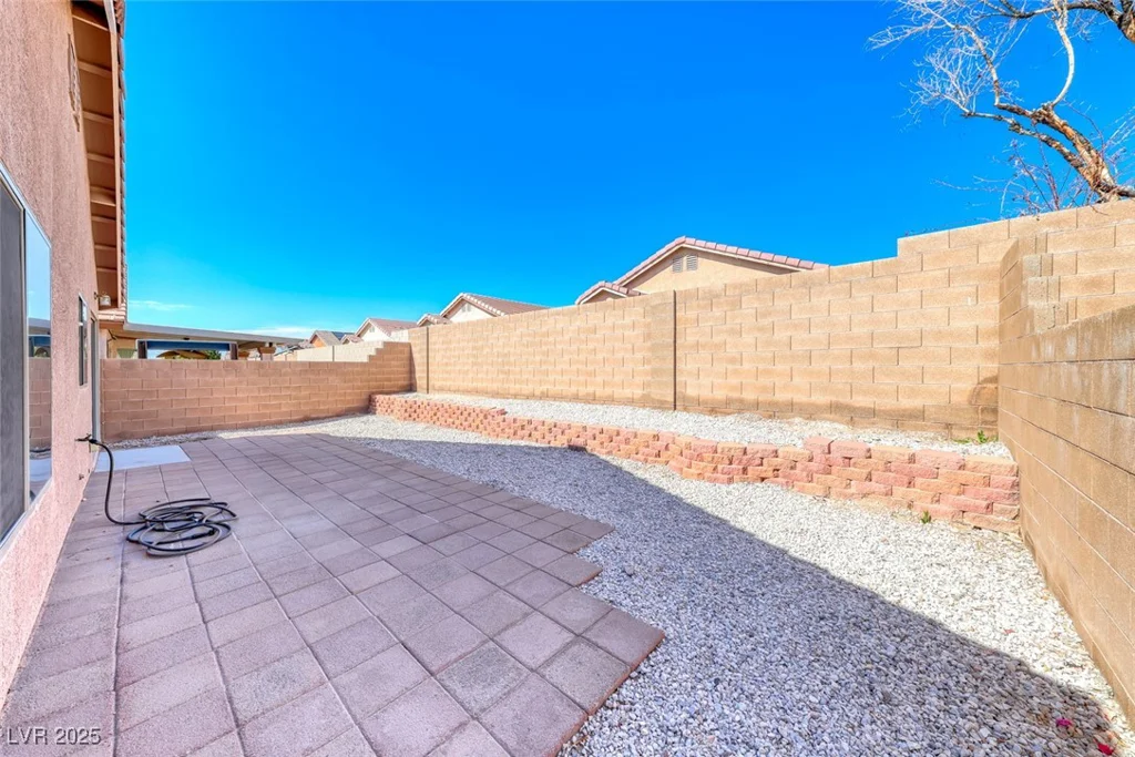 6552 Coldwater Bay, Las Vegas, NV 89122