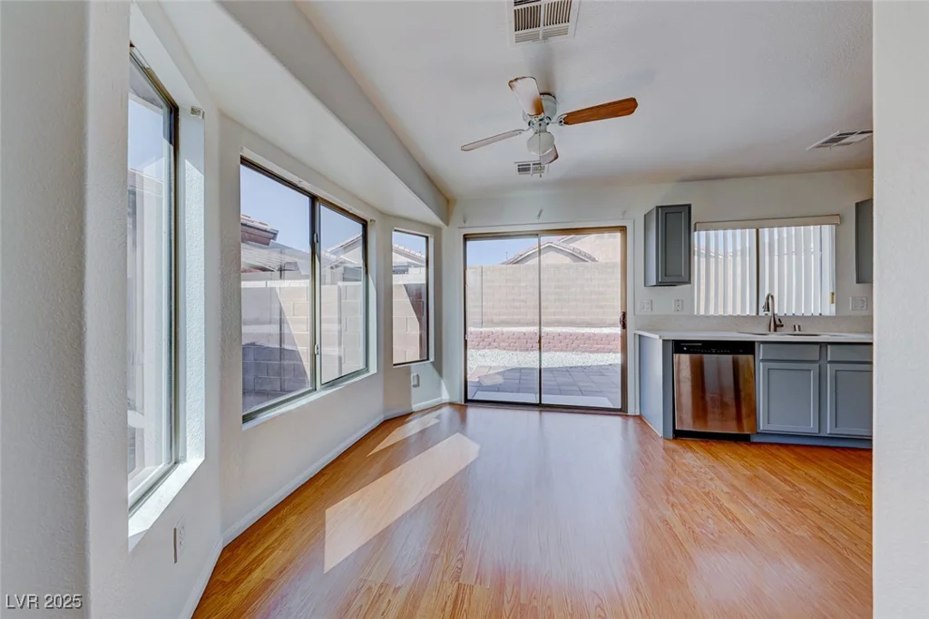 6552 Coldwater Bay, Las Vegas, NV 89122