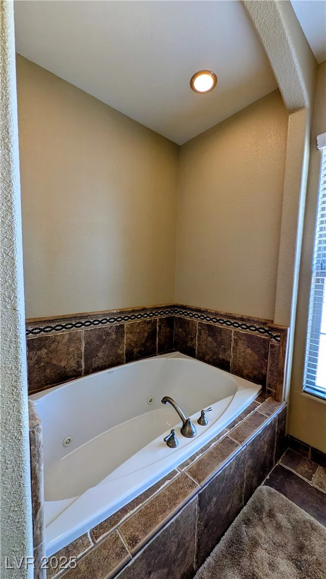 16 Via Visione, Henderson, NV 89011