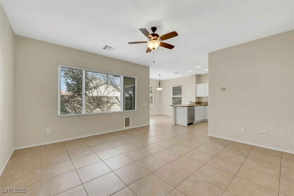 2876 Rothesay, Henderson, NV 89044