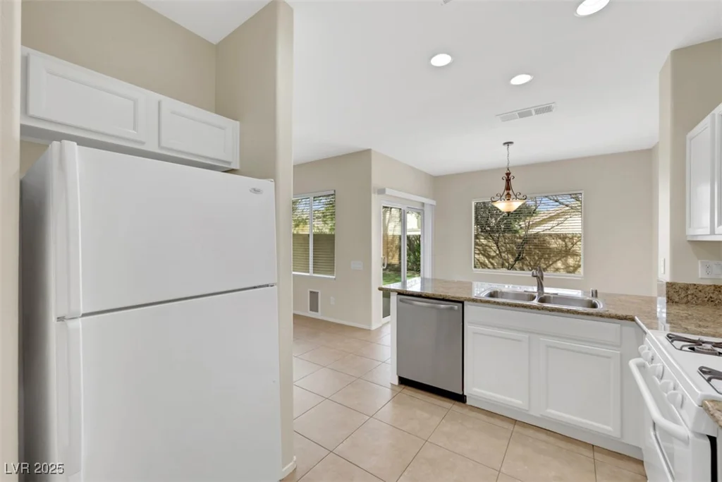 2876 Rothesay, Henderson, NV 89044