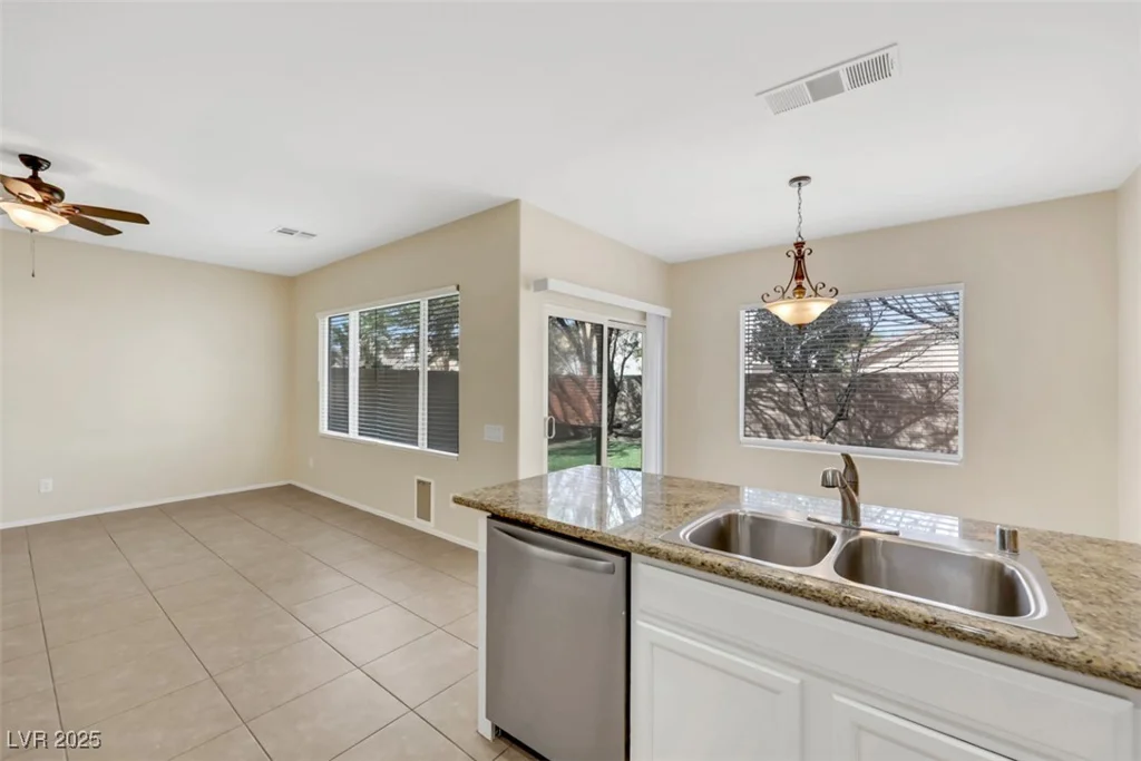 2876 Rothesay, Henderson, NV 89044