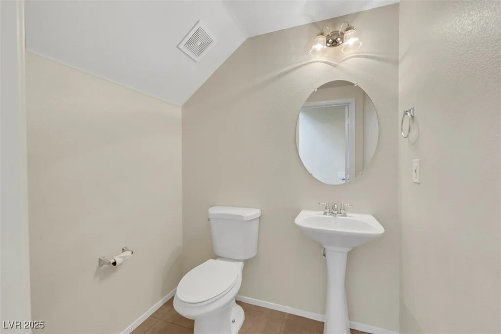 2876 Rothesay, Henderson, NV 89044