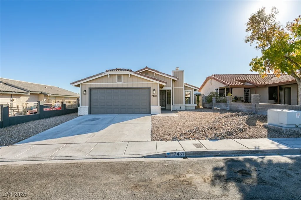 7437 Lattimore, Las Vegas, NV 89128