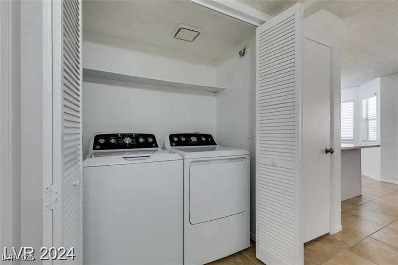 924 Falconhead, Las Vegas, NV 89128
