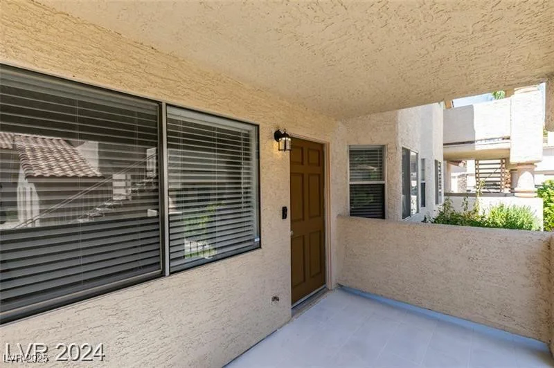 924 Falconhead, Las Vegas, NV 89128