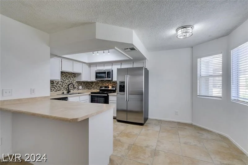 924 Falconhead, Las Vegas, NV 89128