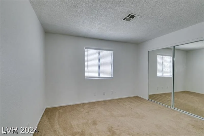 924 Falconhead, Las Vegas, NV 89128