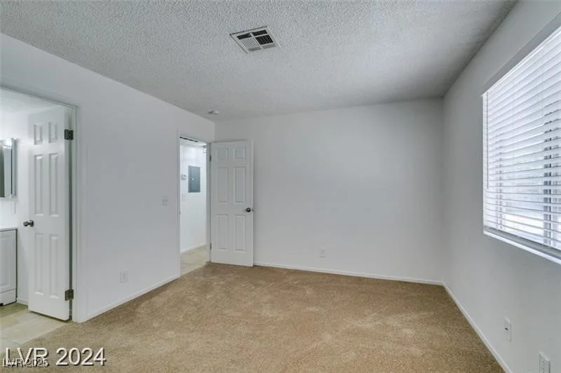924 Falconhead, Las Vegas, NV 89128