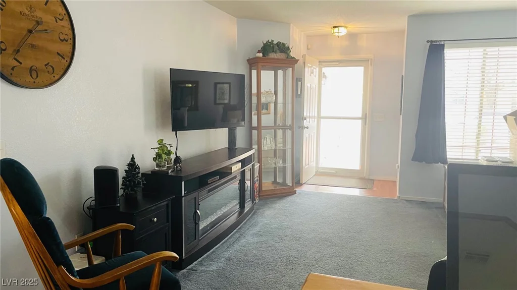 6445 Glory Rise, Las Vegas, NV 89142