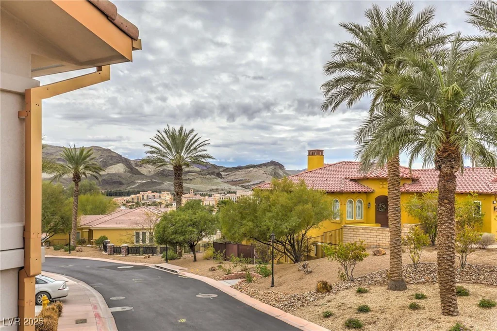 64 Strada Principale, Henderson, NV 89011