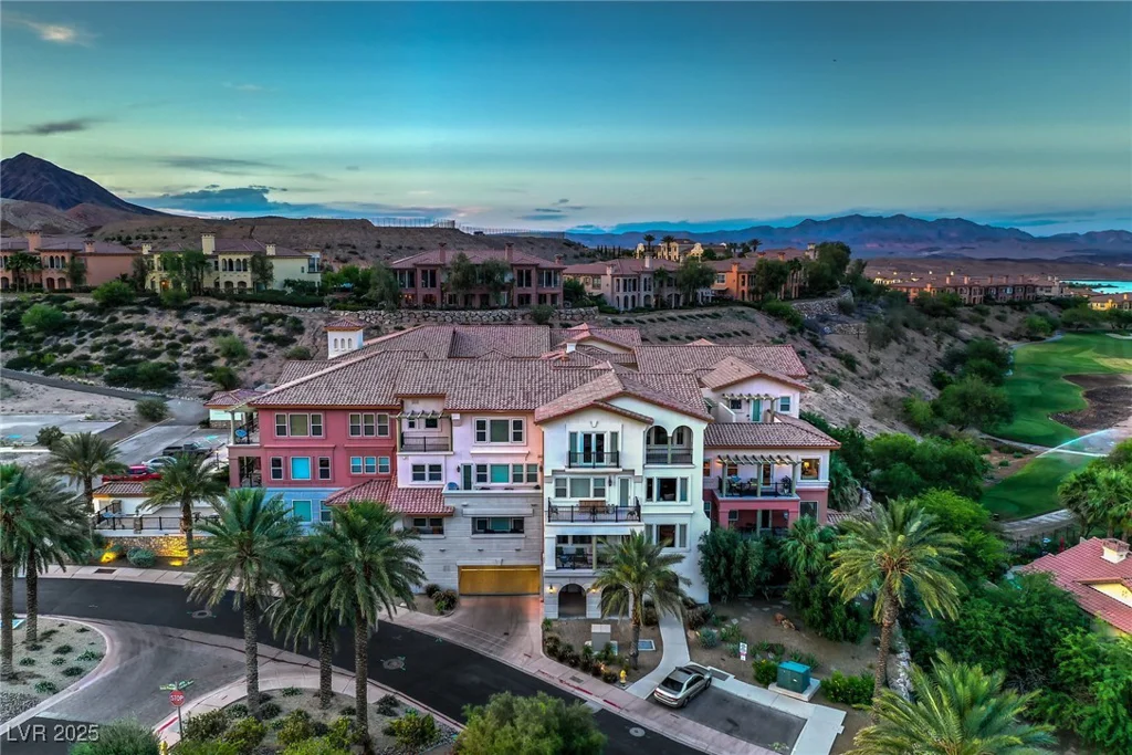 64 Strada Principale, Henderson, NV 89011