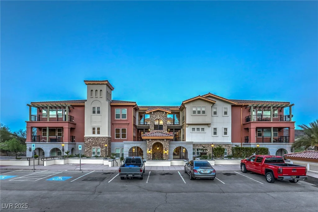 64 Strada Principale, Henderson, NV 89011