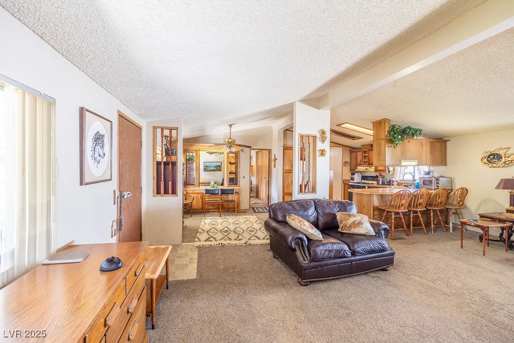 3143 La Barca, Las Vegas, NV 89122