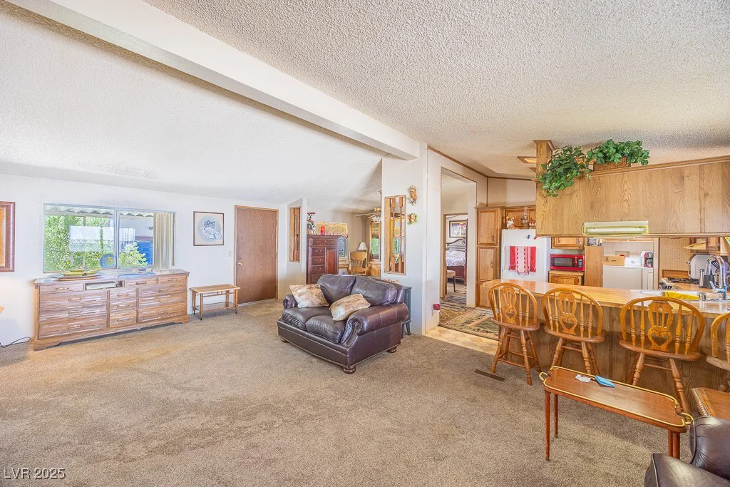 3143 La Barca, Las Vegas, NV 89122