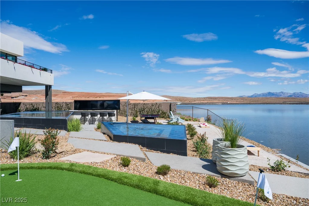 1572 Pleasant Bay, Henderson, NV 89011