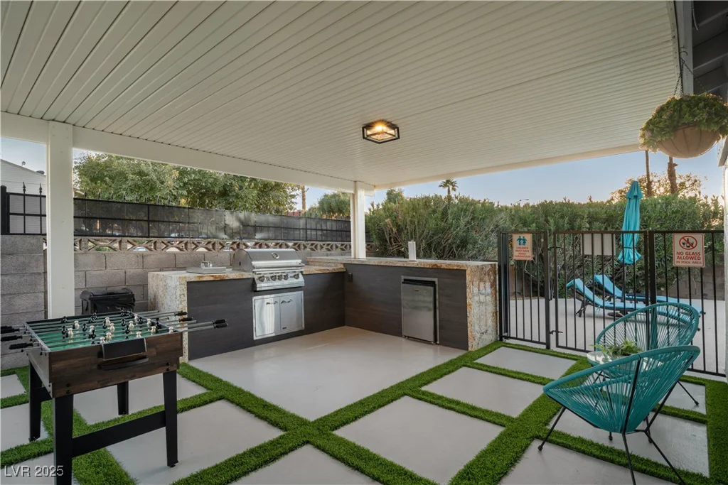 4689 Kristen, Las Vegas, NV 89121