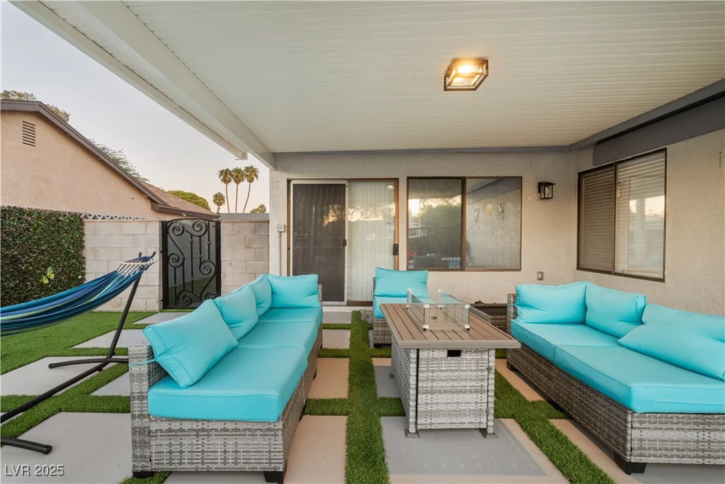 4689 Kristen, Las Vegas, NV 89121