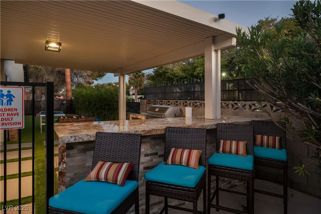 4689 Kristen, Las Vegas, NV 89121