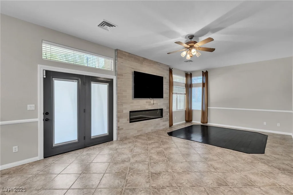3047 Whispering Crest, Henderson, NV 89052