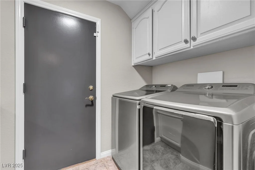 3047 Whispering Crest, Henderson, NV 89052